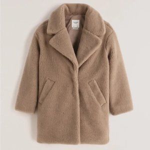 Abercrombie & Fitch, Tan Mid-Length Teddy Coat in Size Medium